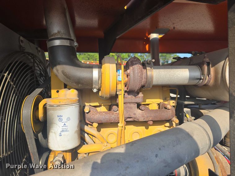 image for item DE2225 2012 Sullivan Palatek D0185PJD air compressor