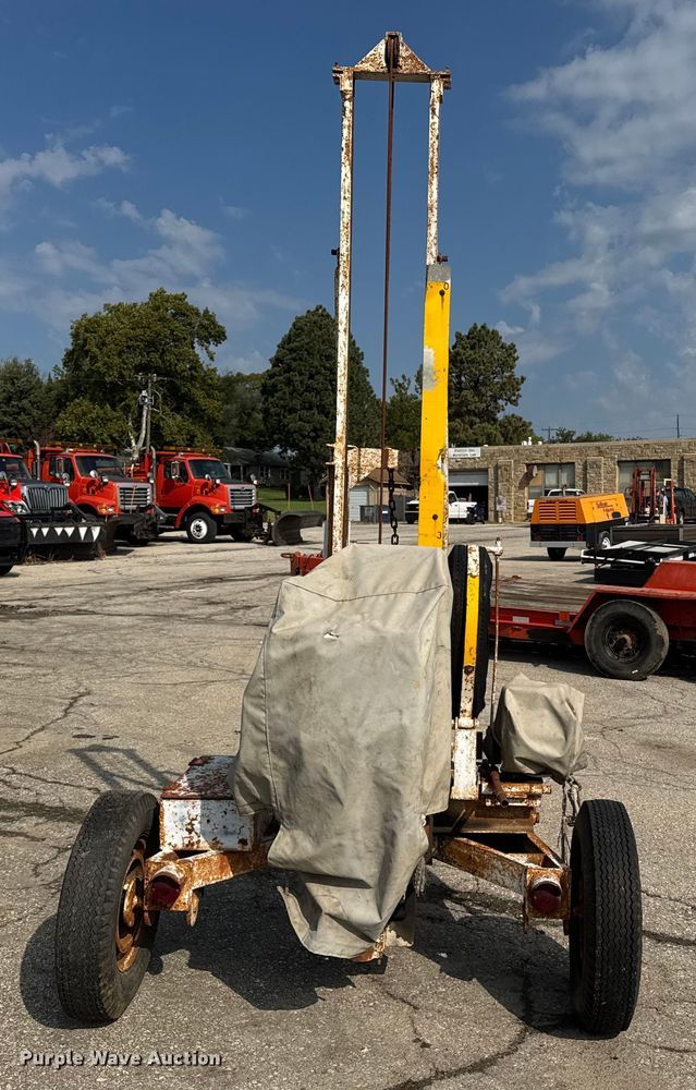 image for item DE2228 1957 Cardox-Hardsocg core drill