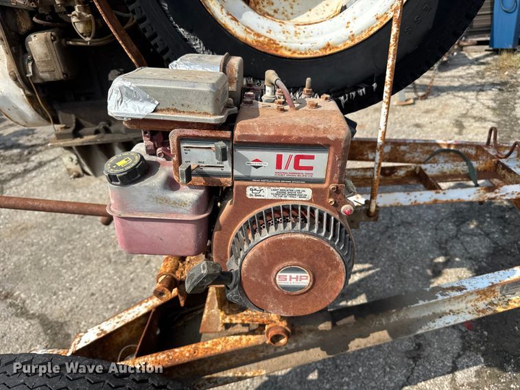 image for item DE2228 1957 Cardox-Hardsocg core drill