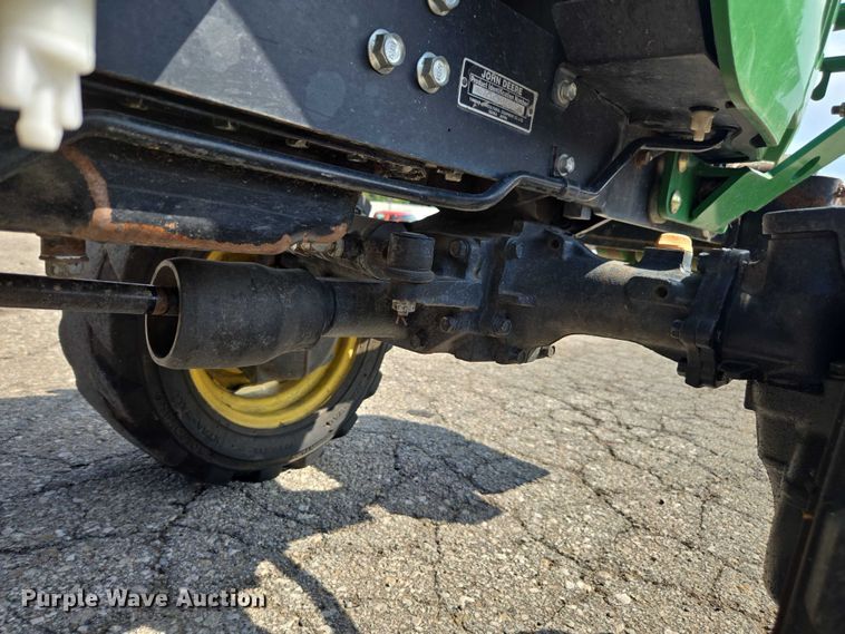 image for item DE2230 2008 John Deere 2520 MFWD tractor