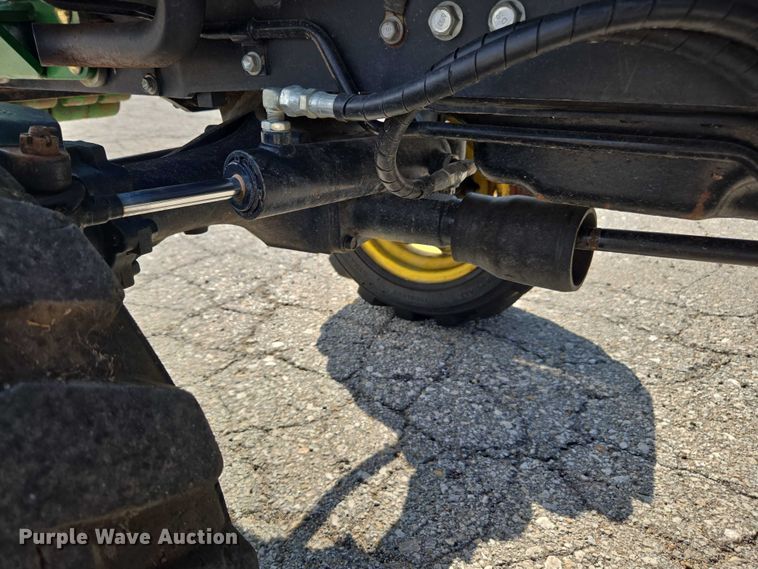 image for item DE2230 2008 John Deere 2520 MFWD tractor