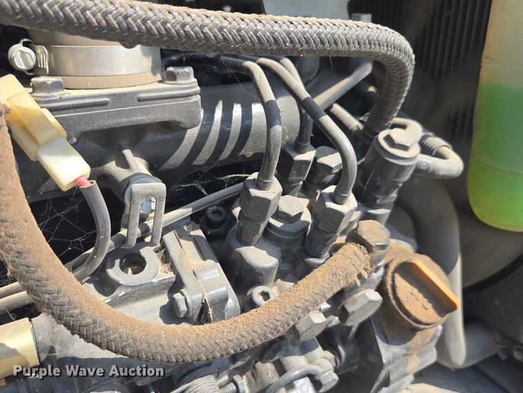 image for item DE2230 2008 John Deere 2520 MFWD tractor