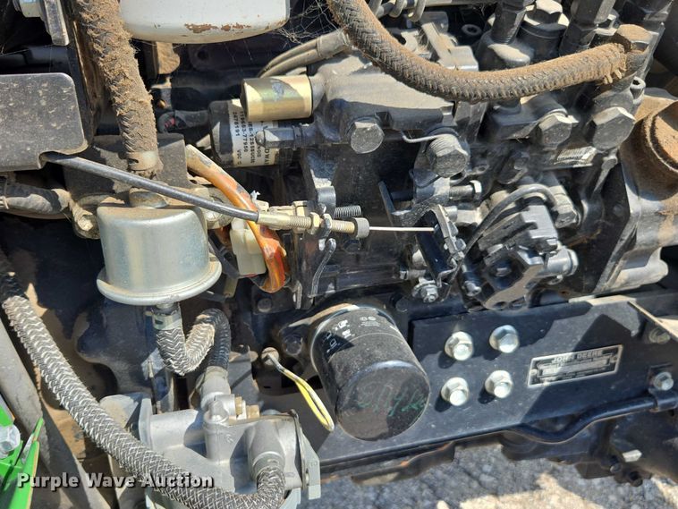 image for item DE2230 2008 John Deere 2520 MFWD tractor