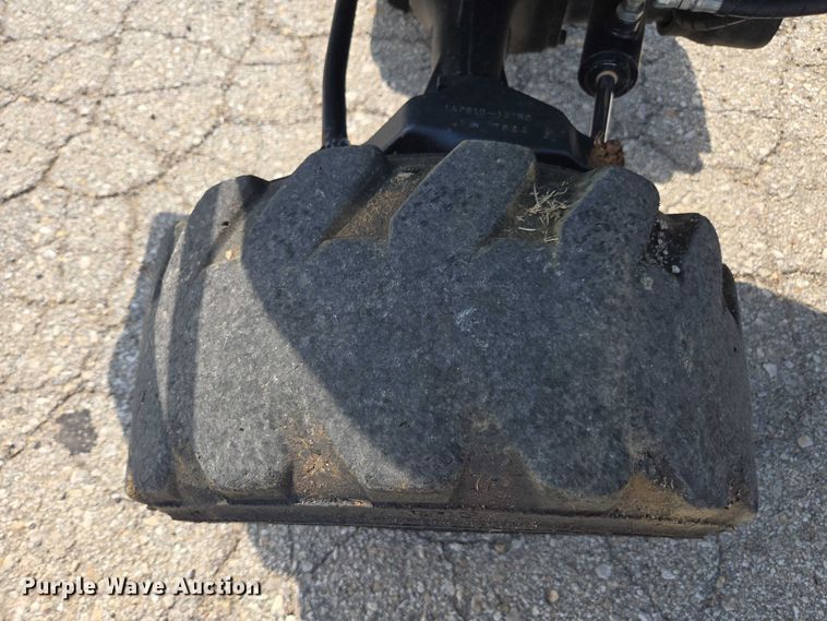 image for item DE2230 2008 John Deere 2520 MFWD tractor