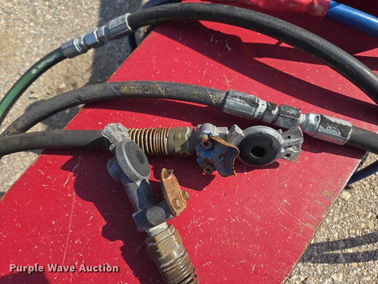 image for item DE2232 2004 Landoll 345 tilt deck equipment trailer