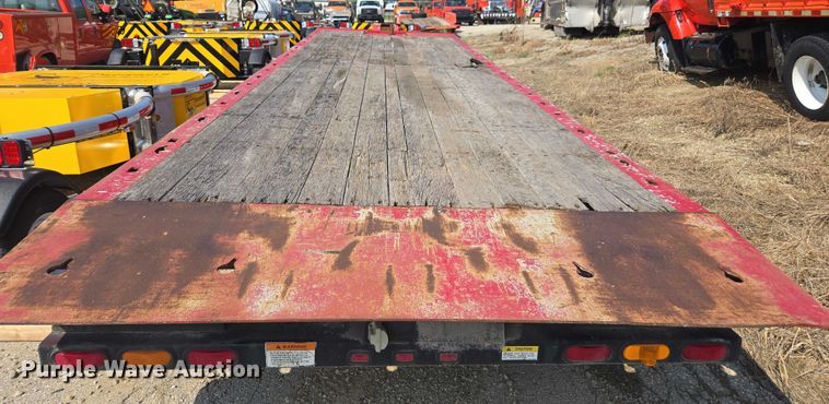 image for item DE2232 2004 Landoll 345 tilt deck equipment trailer