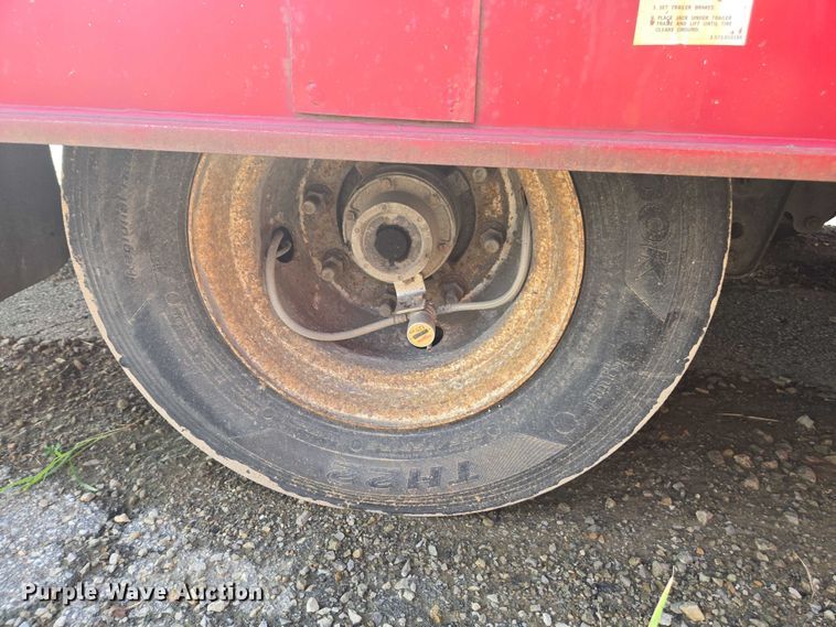 image for item DE2232 2004 Landoll 345 tilt deck equipment trailer