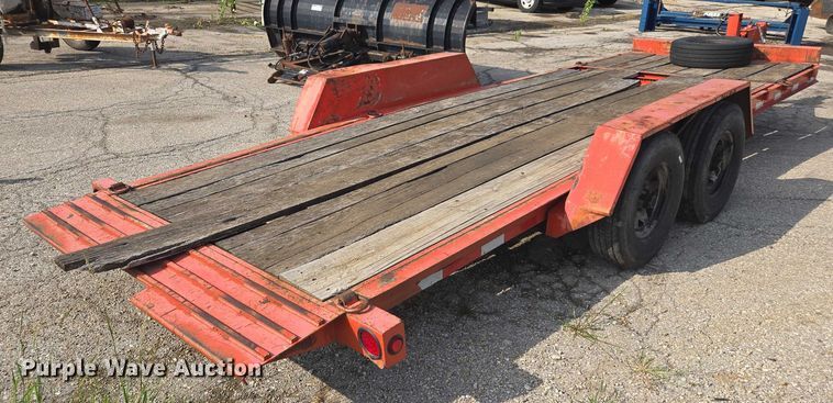 image for item DE2233 2002 Fannin tilt deck equipment trailer