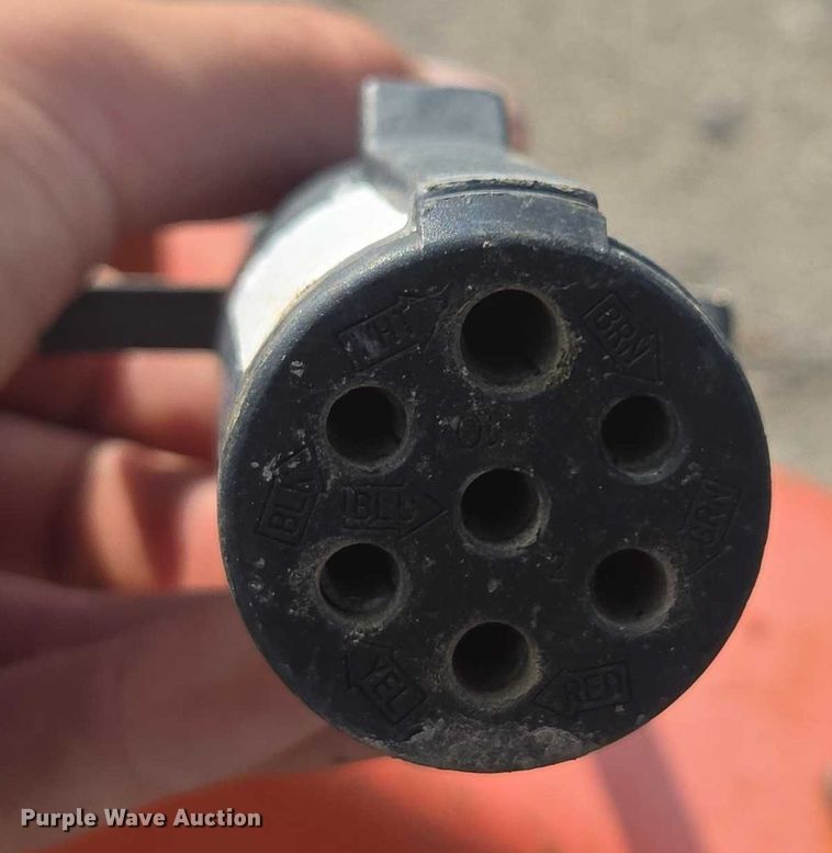 image for item DE2233 2002 Fannin tilt deck equipment trailer