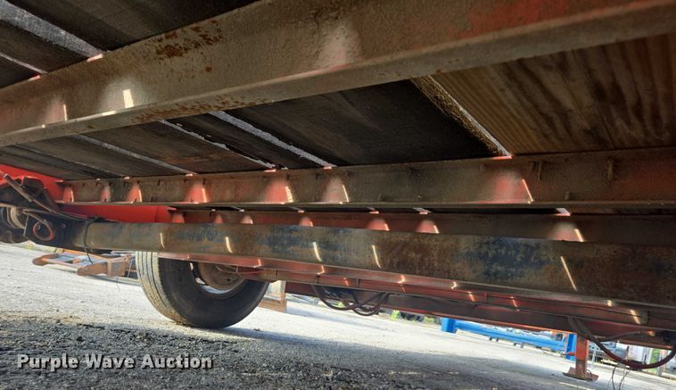 image for item DE2233 2002 Fannin tilt deck equipment trailer