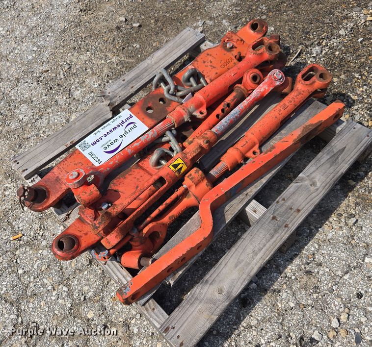 image for item DE2234 Tractor parts