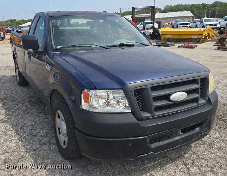 image for item DE2235 2008 Ford F150 pickup truck