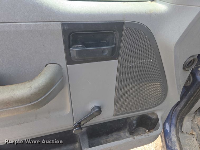 image for item DE2235 2008 Ford F150 pickup truck