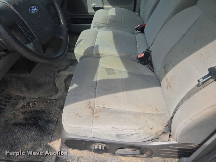 image for item DE2235 2008 Ford F150 pickup truck