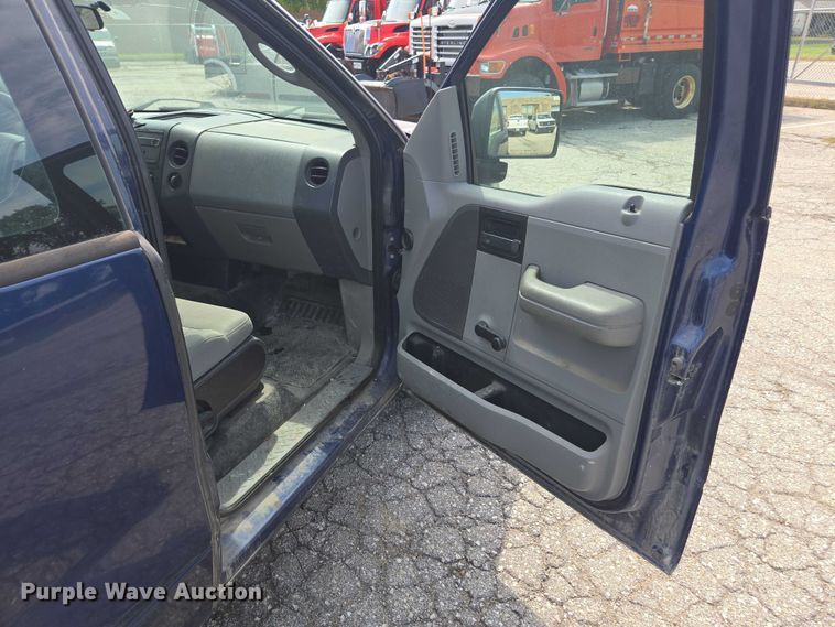 image for item DE2235 2008 Ford F150 pickup truck