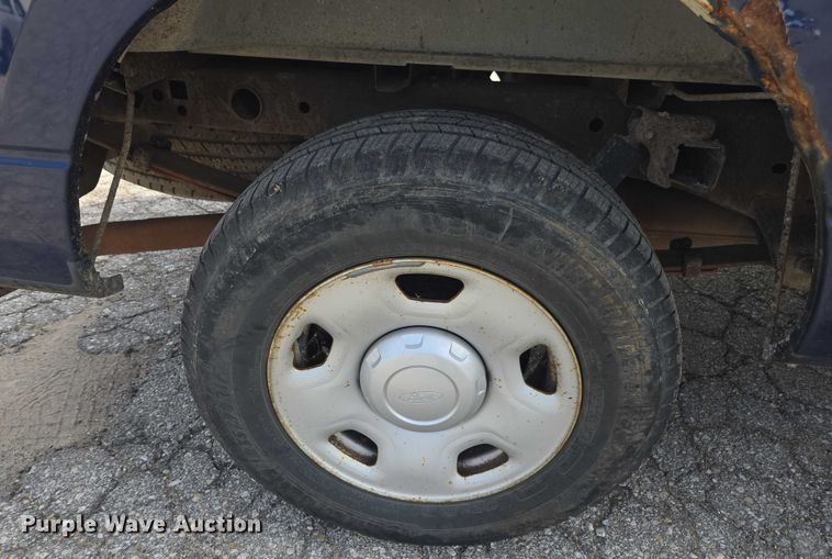 image for item DE2235 2008 Ford F150 pickup truck