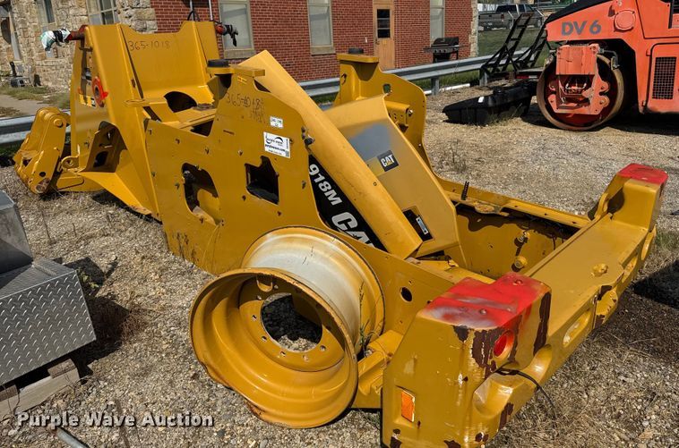 image for item DE2238 Caterpillar 918M wheel loader frame
