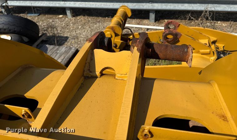 image for item DE2238 Caterpillar 918M wheel loader frame