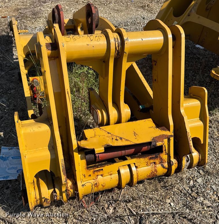 image for item DE2238 Caterpillar 918M wheel loader frame