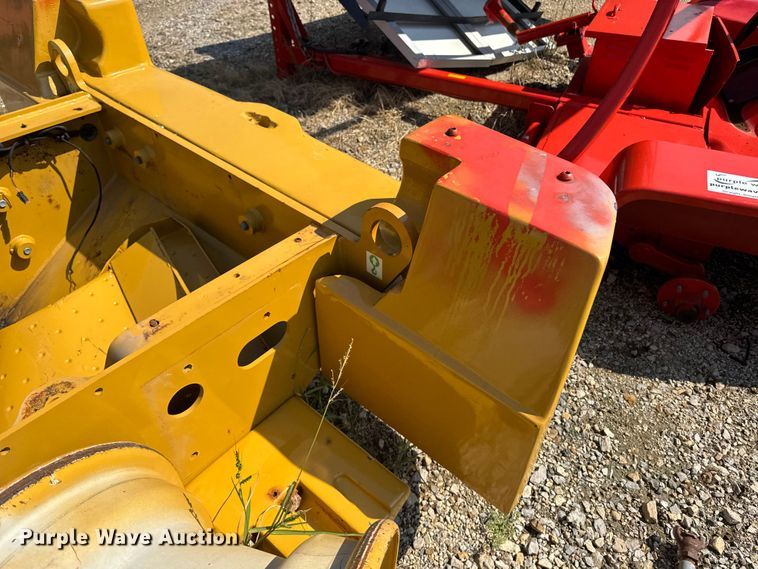 image for item DE2238 Caterpillar 918M wheel loader frame
