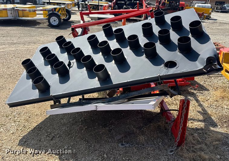 image for item DE2239 National Signal arrow board trailer