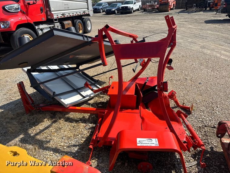 image for item DE2239 National Signal arrow board trailer