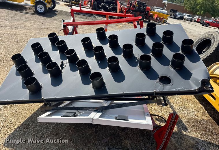 image for item DE2239 National Signal arrow board trailer