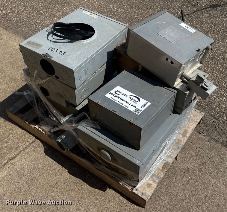 image for item DE2244 Electrical equipment