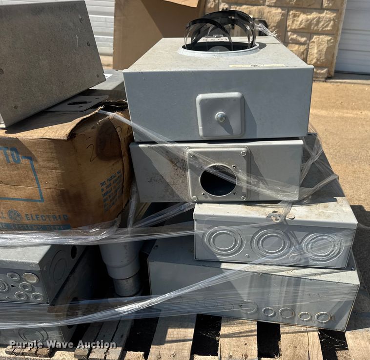 image for item DE2244 Electrical equipment