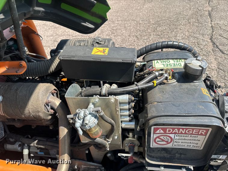 image for item DE2250 2019 MDB Green Climber LV300 remote controlled slope flail mower