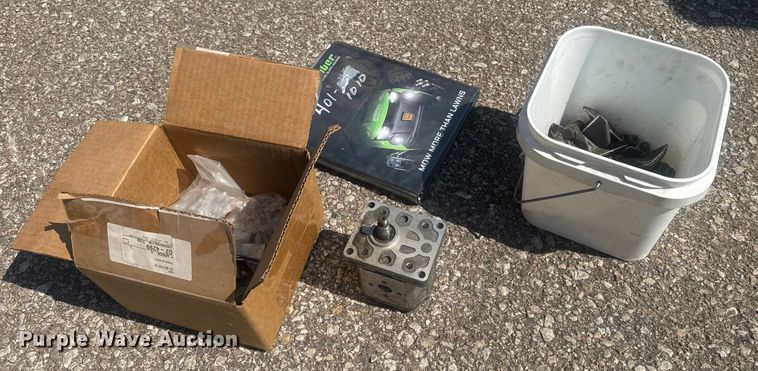 image for item DE2250 2019 MDB Green Climber LV300 remote controlled slope flail mower