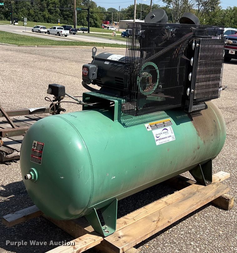 image for item DE2251 Speedaire WW-296 air compressor