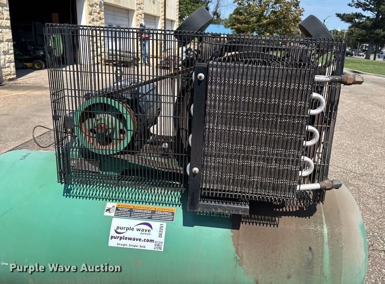 image for item DE2251 Speedaire WW-296 air compressor