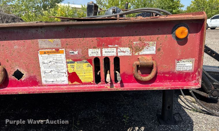 image for item DE2253 2009 Landoll tilt deck equipment trailer