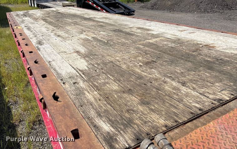 image for item DE2253 2009 Landoll tilt deck equipment trailer