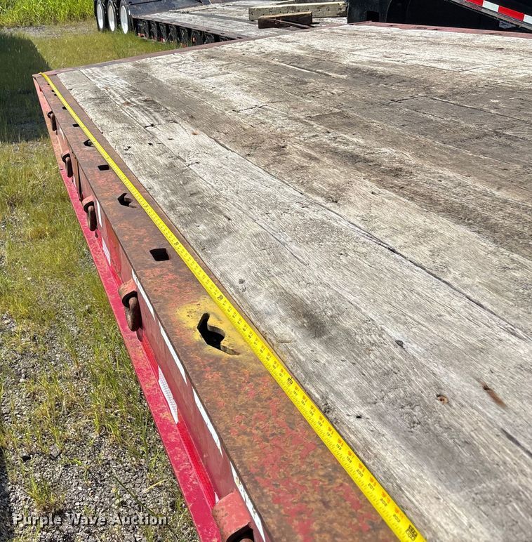 image for item DE2253 2009 Landoll tilt deck equipment trailer