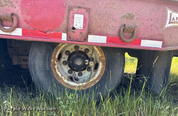 image for item DE2253 2009 Landoll tilt deck equipment trailer