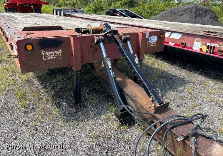 image for item DE2254 2009 Landoll tilt deck equipment trailer