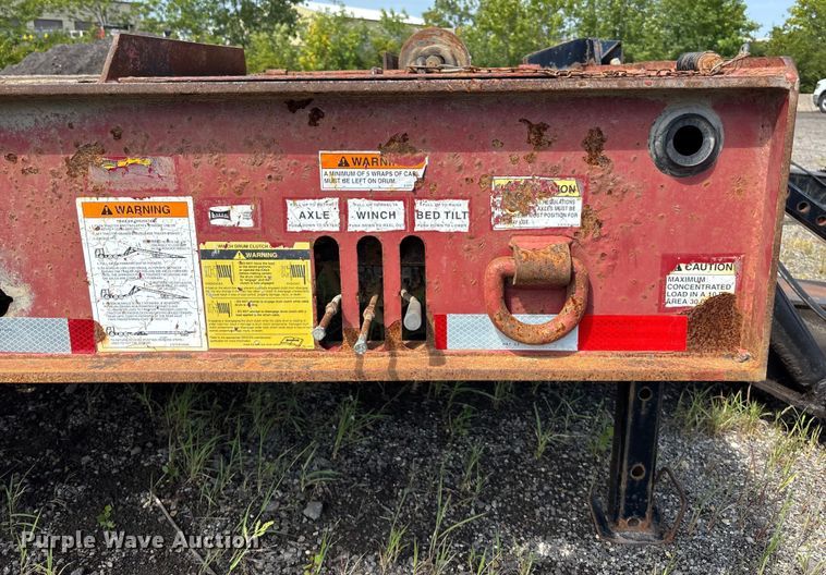 image for item DE2254 2009 Landoll tilt deck equipment trailer