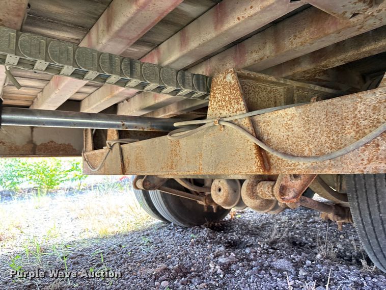 image for item DE2254 2009 Landoll tilt deck equipment trailer