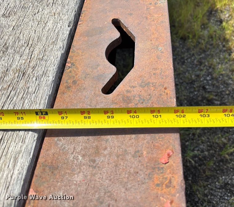 image for item DE2254 2009 Landoll tilt deck equipment trailer