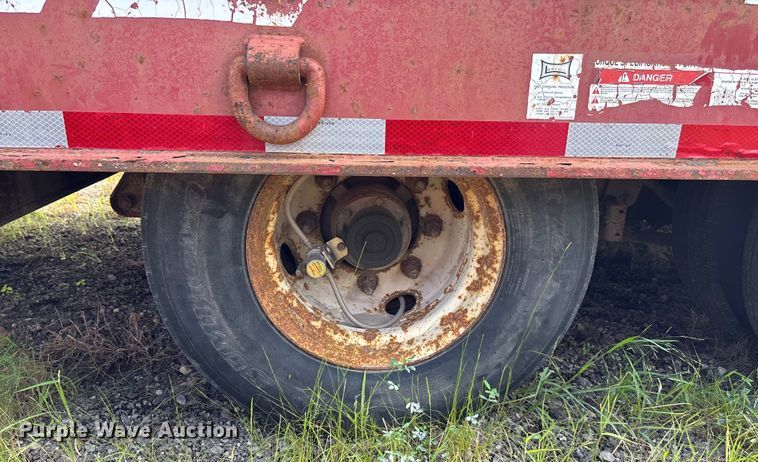 image for item DE2254 2009 Landoll tilt deck equipment trailer