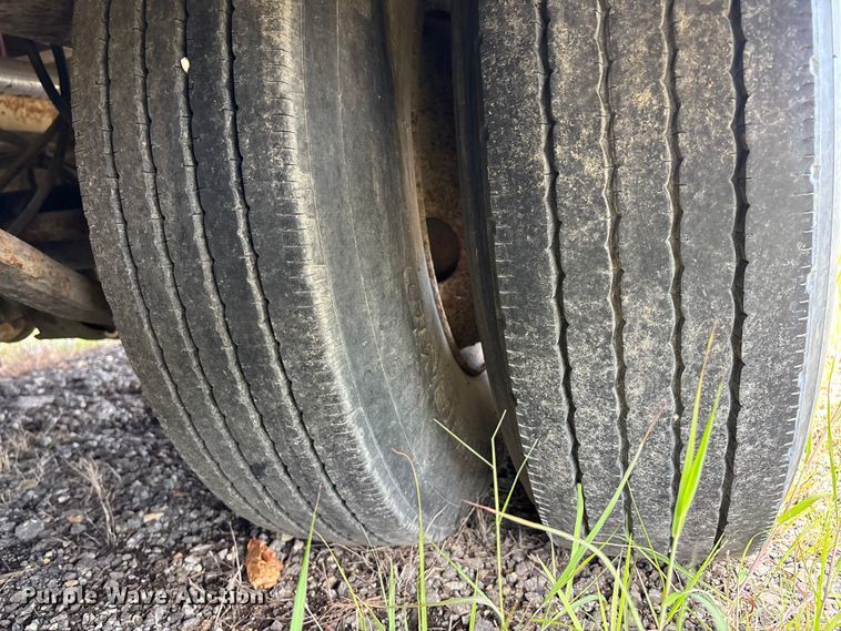 image for item DE2254 2009 Landoll tilt deck equipment trailer