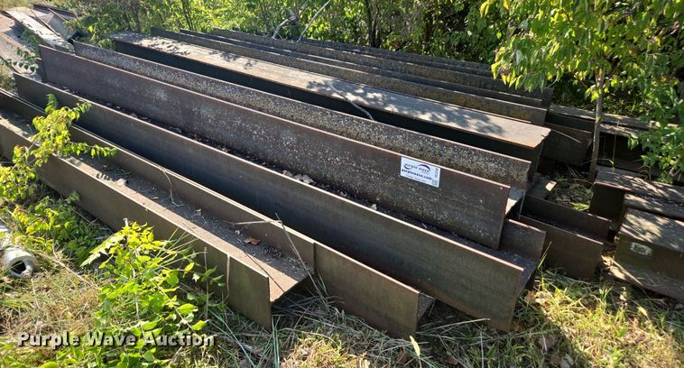 image for item DE2256 I-beams