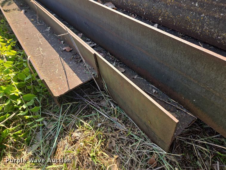 image for item DE2256 I-beams