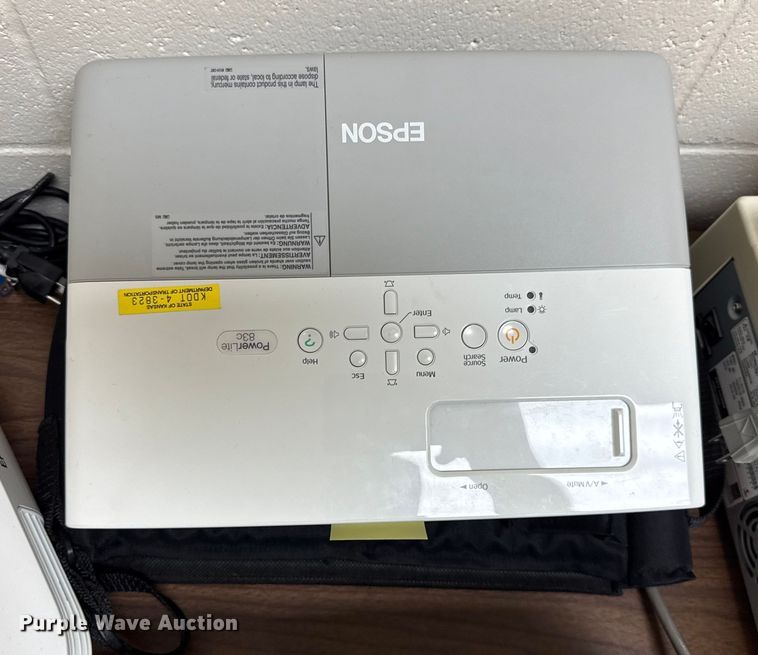 image for item DT7652 (5) Epson projectors 