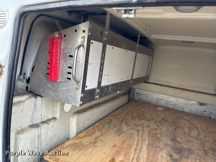 image for item DY6472 Maranda M-140 pickup truck topper