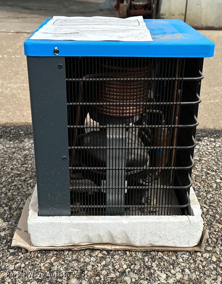image for item DY6474 SPX Hankinson HPR5-10-115 compressed air dryer