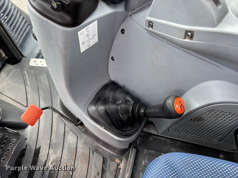 image for item DY6487 2019 New Holland T5.120 MFWD tractor