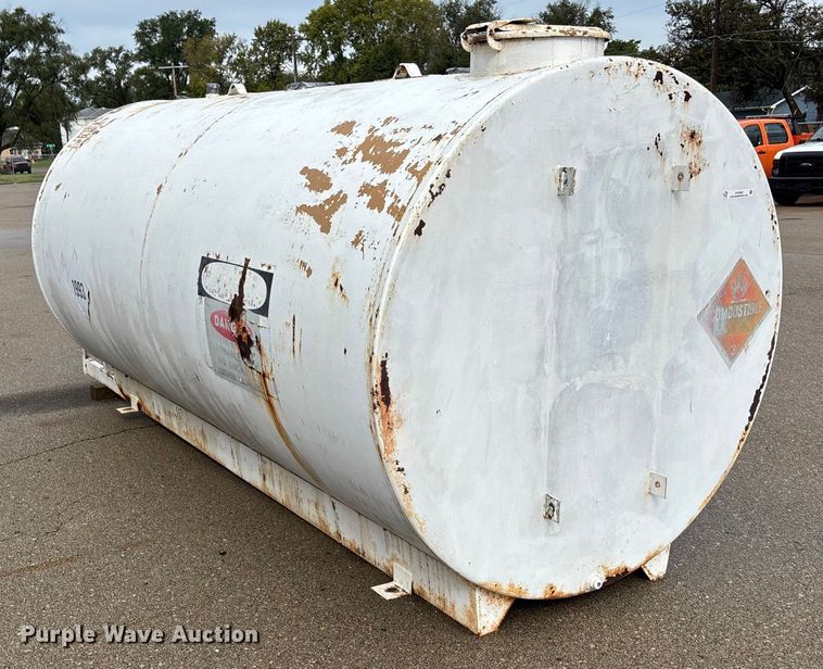 image for item DY6493 Fuel tank